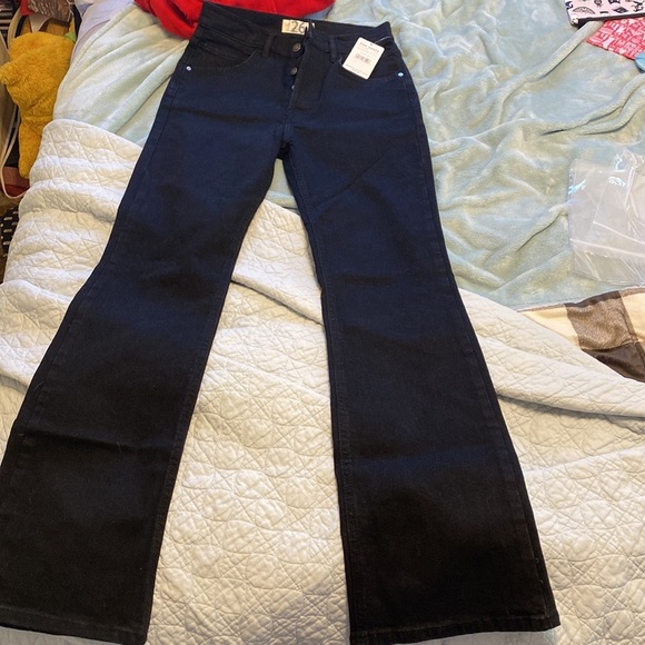 Free people flares - Picture 5 of 5